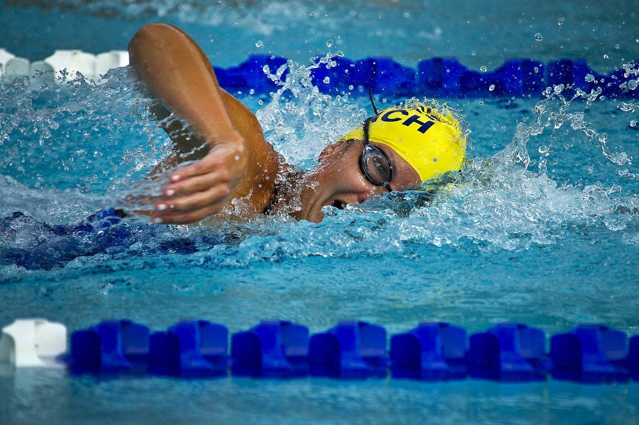 Jak pielęgnować ciało będąc zawodowym pływakiem?