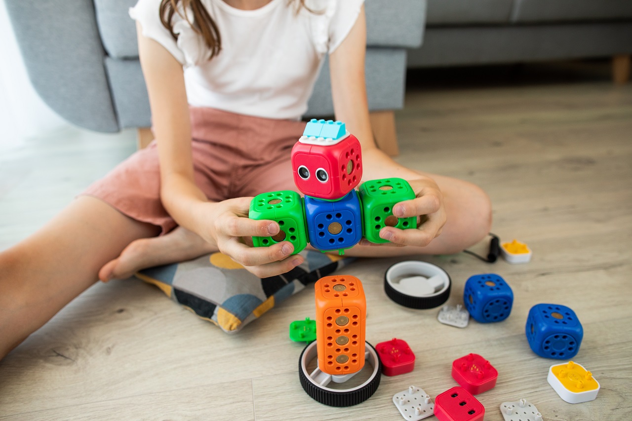 Zabawki – jak wpływają na rozwój dziecka?